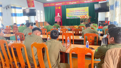 Công an xã Ia Chia tổ chức Hội nghị giao ban các lực lượng trong tháng 9, đề ra phương hướng nhiệm vụ 03 tháng cuối năm 2025